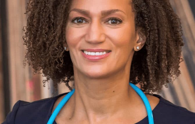 Dr McGee Headshot Cropped